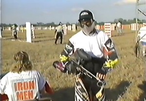 Brahim with his plain right feed cocker.