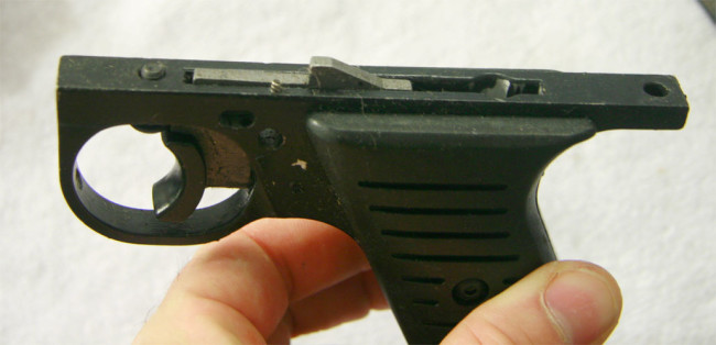 Top view of autotrracer trigger plate