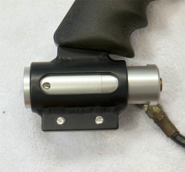 Right side of Bottomline cage