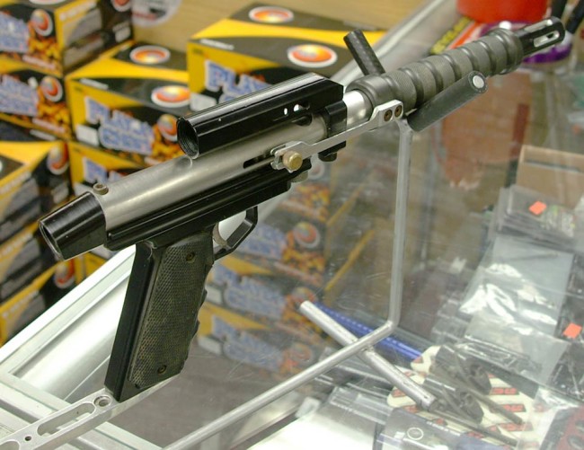 top right angle showing feed tube.