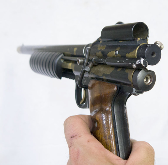 Tosh's converted quick release bolt and auto trigger.