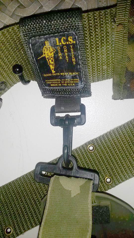 Close up of the Idema mask clip.