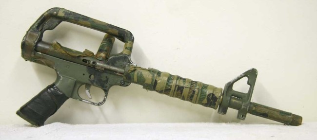 Grant Fraser's PSI Commando / M-16 Stinger. Right.