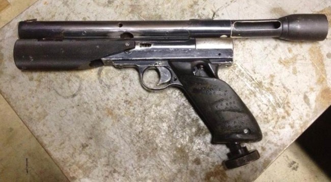 Left side of Jack's 007 built. He found this body on BacciPaintball.