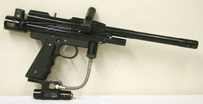 ACI Sonic Griffen, which was advertised in APG around 2000. The ACI/PGI Bottomline regulator is actual used on this paintgun.