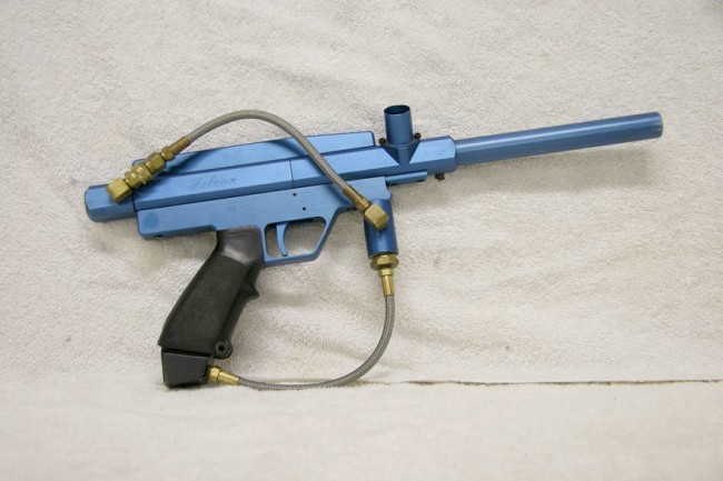 Blue Falcon, Right Side