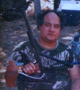 Earon with similar Carter Comp gun.