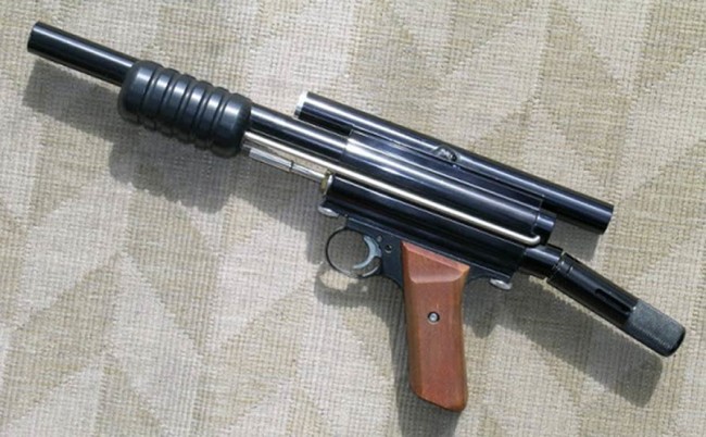 Straight on left side view of Dale's Stock class Sterling.