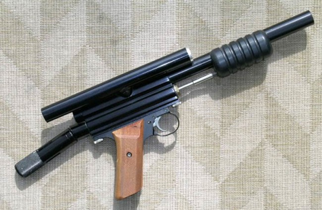 Right side view of Stock Class Sterling.