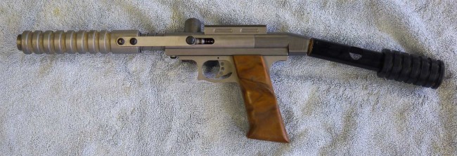 Bob Fowlie's custom grey anodized Carter Machine Tricar pump. Left side.