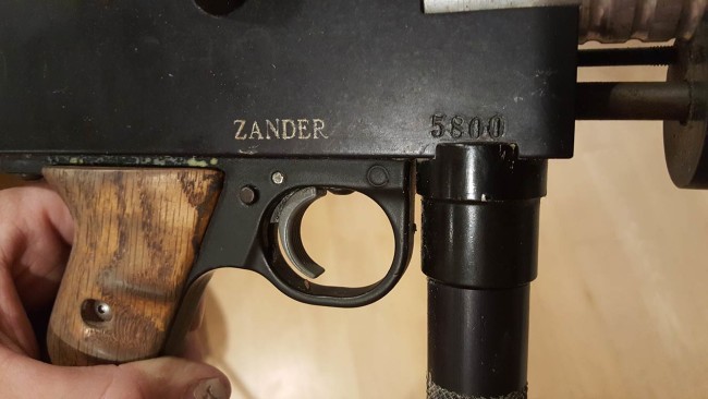 Close up of Zander's 1990 Sniper 2 with serial 5800 and acid etched "Zander" from Bud Orr.