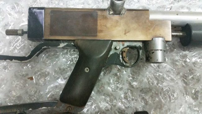 Un even wear on body. Dark area on body was covered during use by Sat Cong Village brass sticker plate.