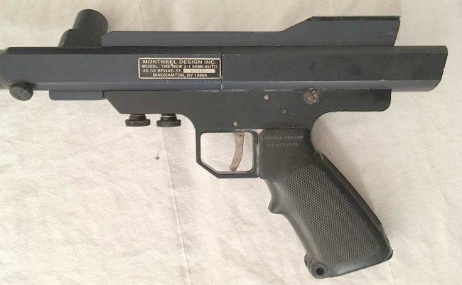 Montneel Z1 serial 11001, left side.