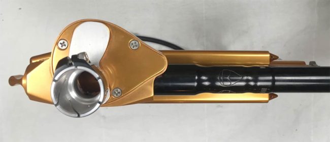 Top down view of the alien head boltless breech on the Alien Revelation.